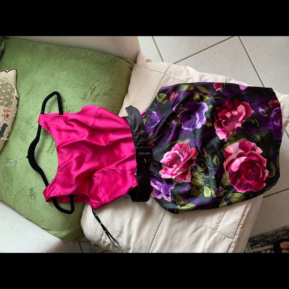 LOVE Tease Dress. Sz3.